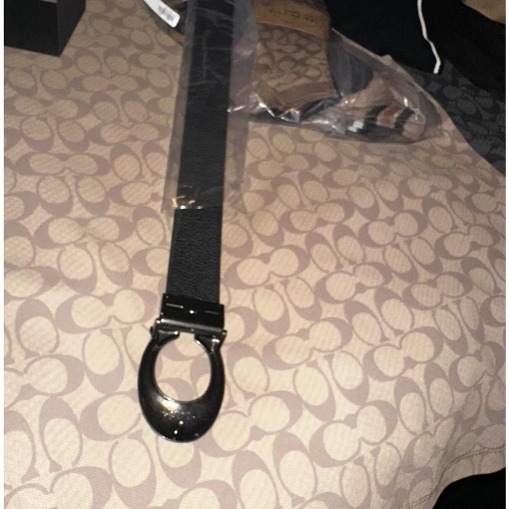 Coach Signature Buckle Cut To Size Reversible Belt, 38 Mm - Picture 3 of 4